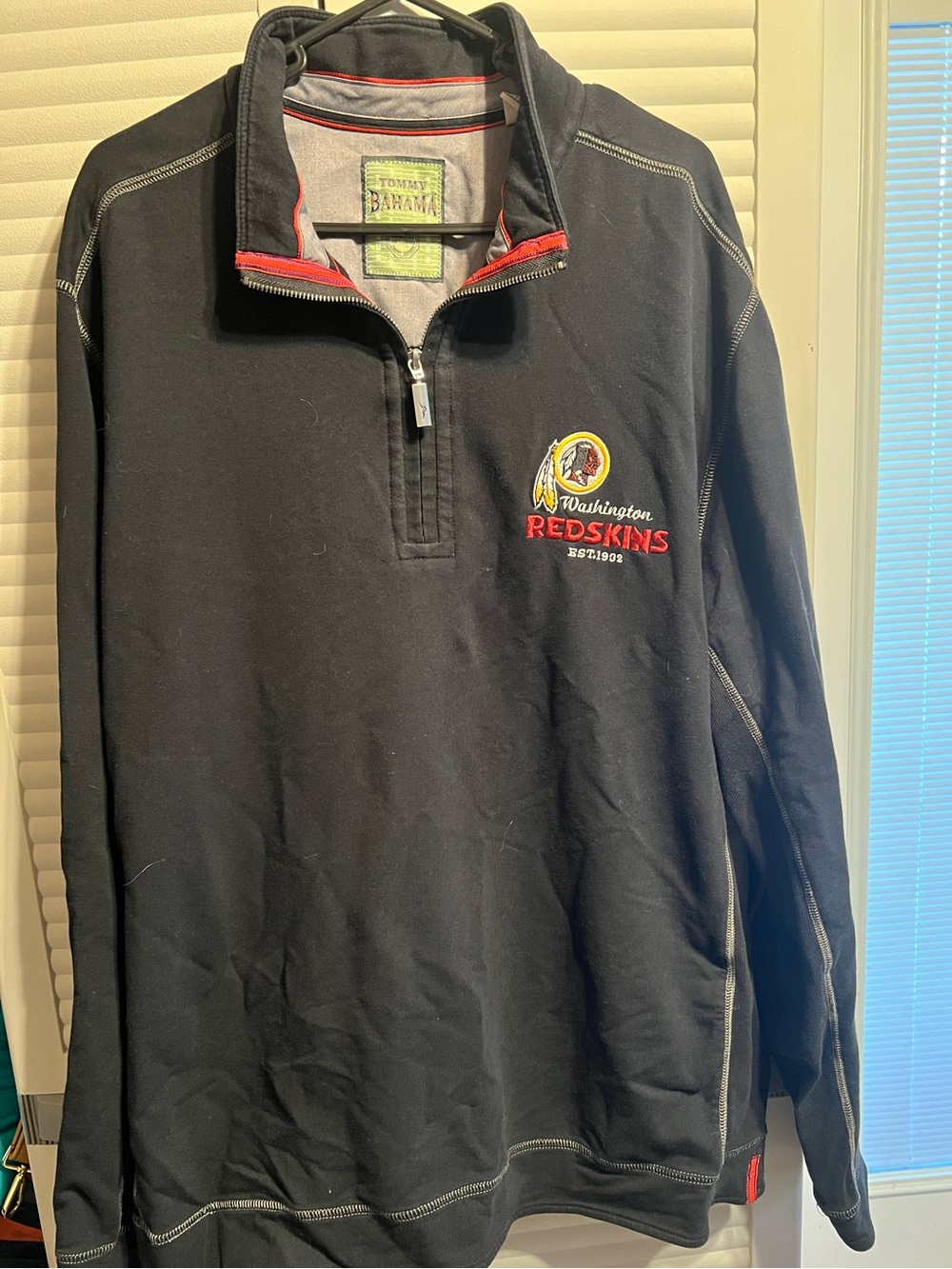 Men’s Tommy Bahama XXL Washington Redskins quarter zip pullover